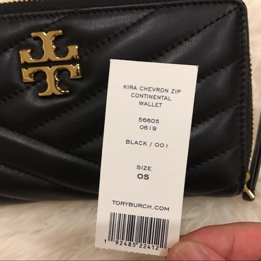 ❌sold❌Tory Burch Kira Chevron Zip Continental wall - Picture 8 of 8
